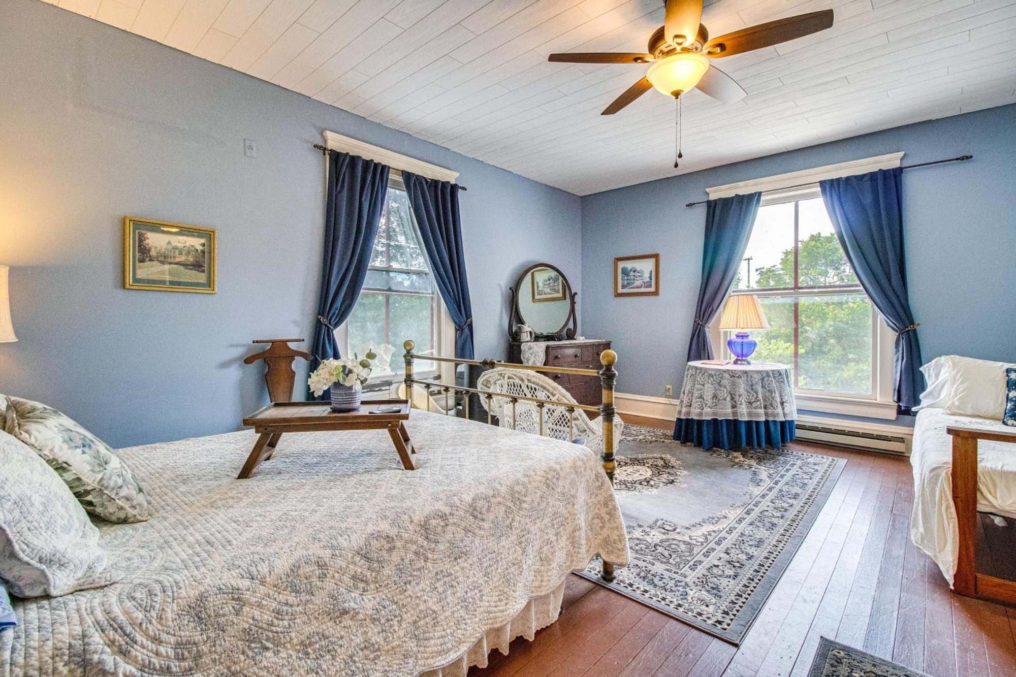 Creekfront Yellville Manor With Parlors And Fire Pit! 外观 照片